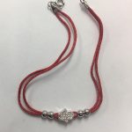 Pulsera plata hilo rojo  Mano cristal austríaco.