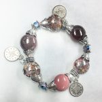 Pulsera lenteja rosa