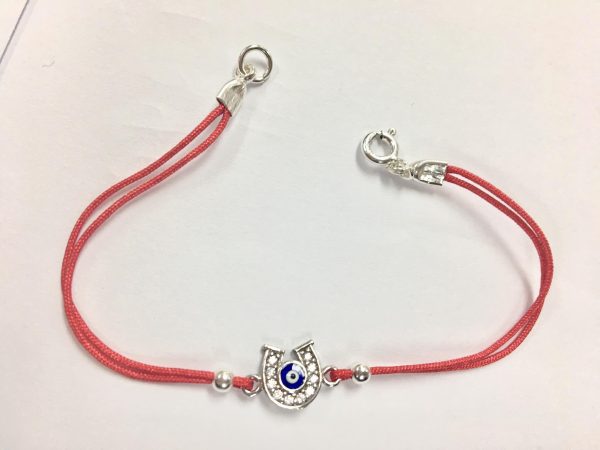 Pulsera hilo rojo herradura.
