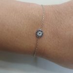 Pulsera plata, delgada ojo turco de cristal austríaco.